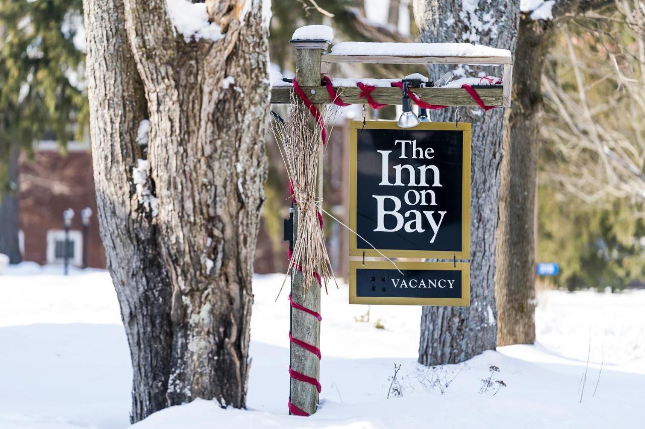 The Inn On Bay Gravenhurst Exterior foto